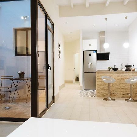 Luxury Apartment Penuelas Free Parking เซบีญา ภายนอก รูปภาพ