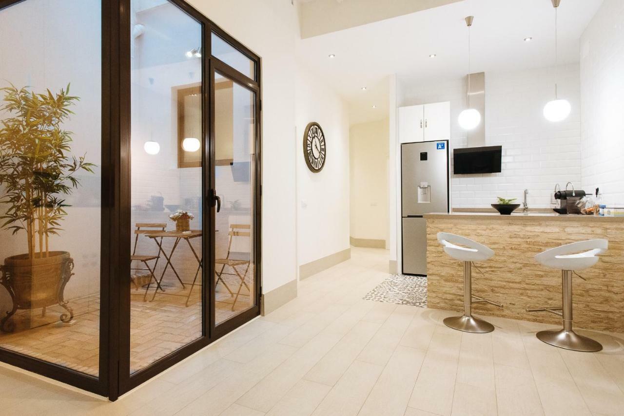 Luxury Apartment Penuelas Free Parking เซบีญา ภายนอก รูปภาพ