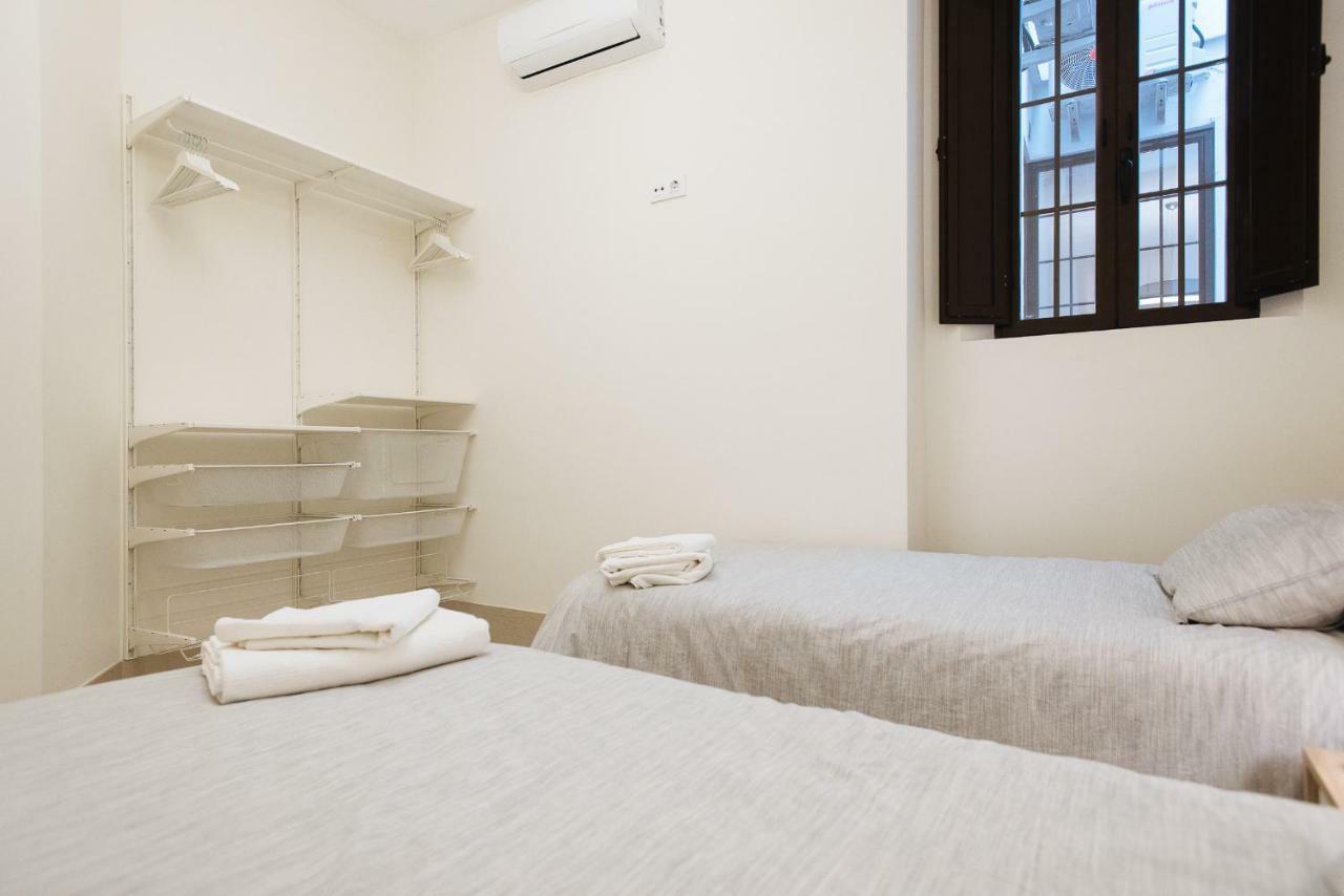 Luxury Apartment Penuelas Free Parking เซบีญา ภายนอก รูปภาพ